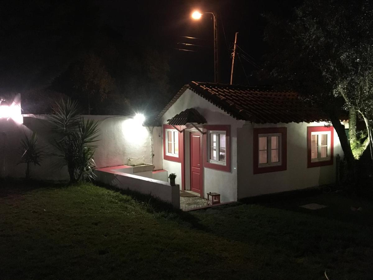 Vila Lisbon Cozy House W/Garden And Pool Valejas Exteriér fotografie